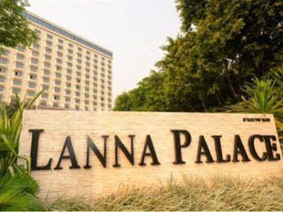 Lanna Palace 2004