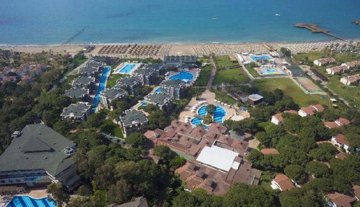 Jacaranda Beach Luxury Club