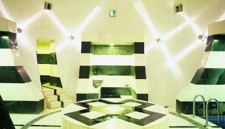 Cornelia De Luxe Resort