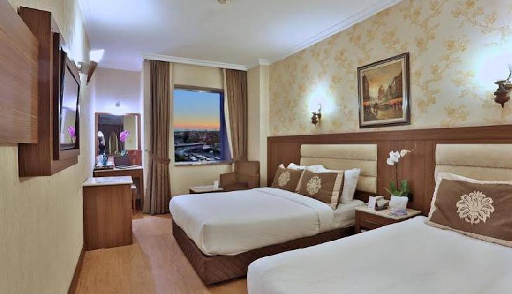 هتل گرند هیلاریوم