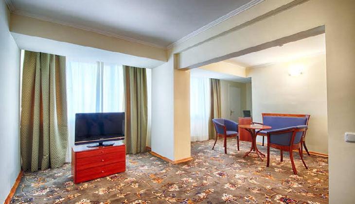 هتل آنی پلازا