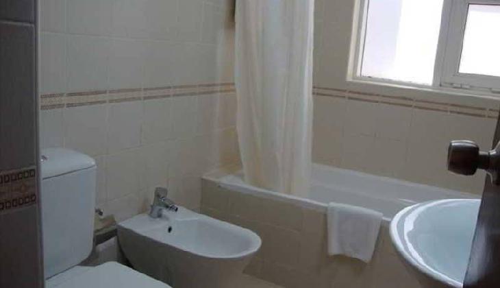 Al Muraqabat Plaza Hotel Apartments