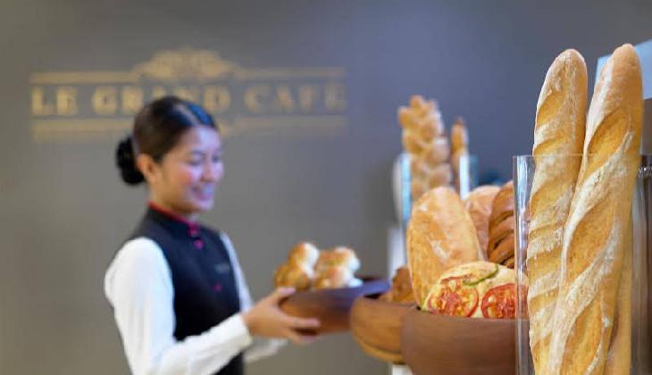 هتل تو سیزنز (گلوریا سابق)