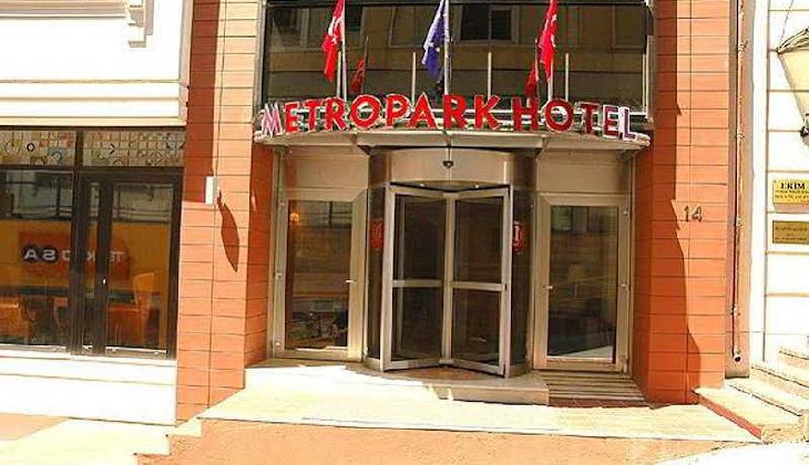 هتل مترو پارک تکسیم