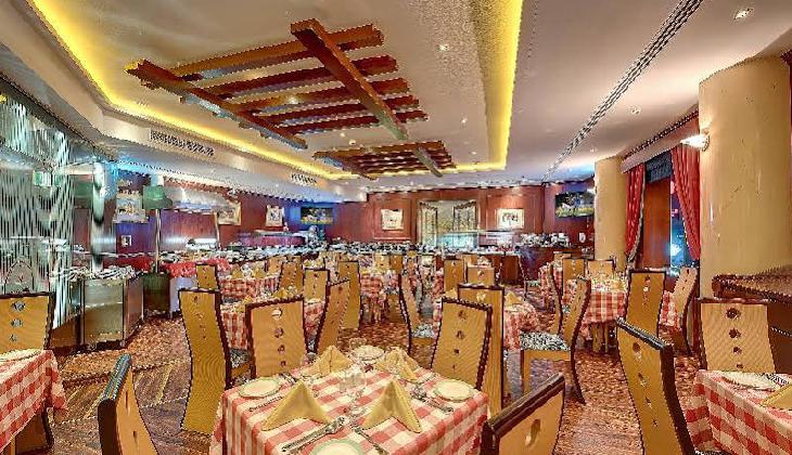 هتل گلدن تولیپ نیهال پالاس