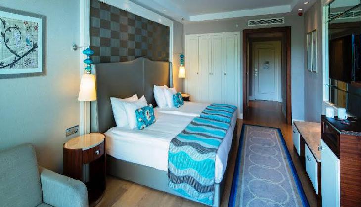 هتل تایتانیک دلوکس بلک