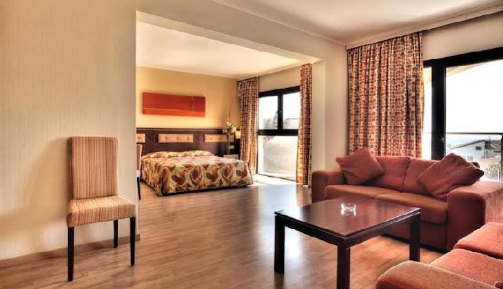 هتل لیوادیوتیس سیتی