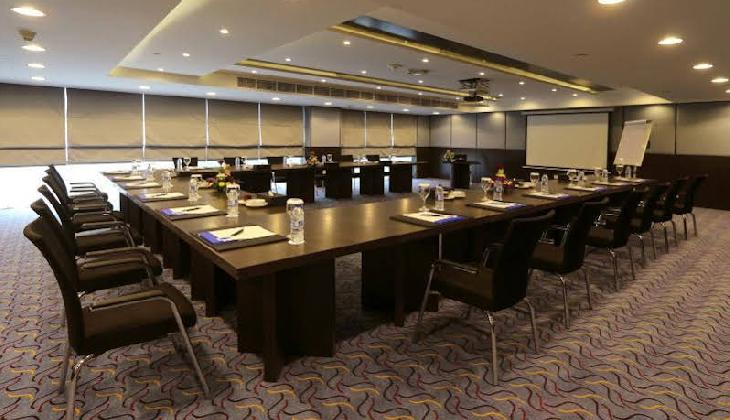 هتل سامایا دیره