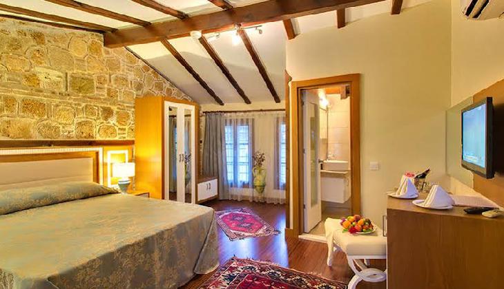 دوگان هتل انتالیا