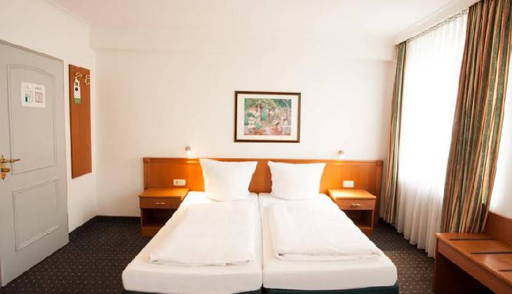 Royal by Centro Comfort