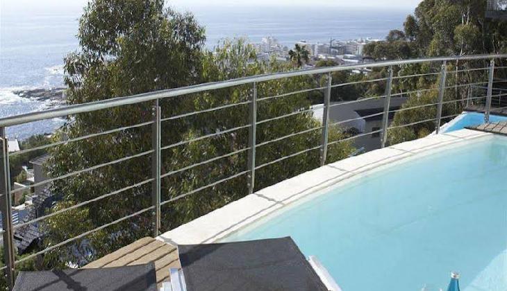 Cascades on the Promenade