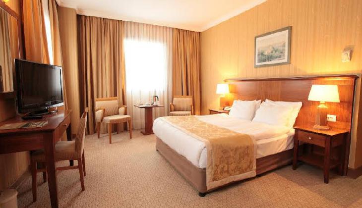 هتل گرند اوزتانیک