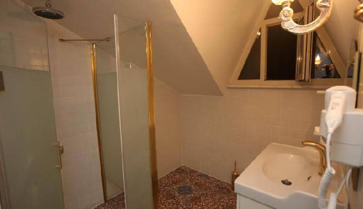 Laleli Blue Marmaray Hotel