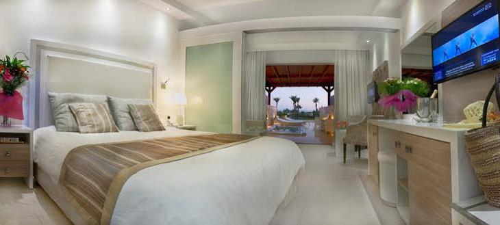 Asterias Beach Hotel