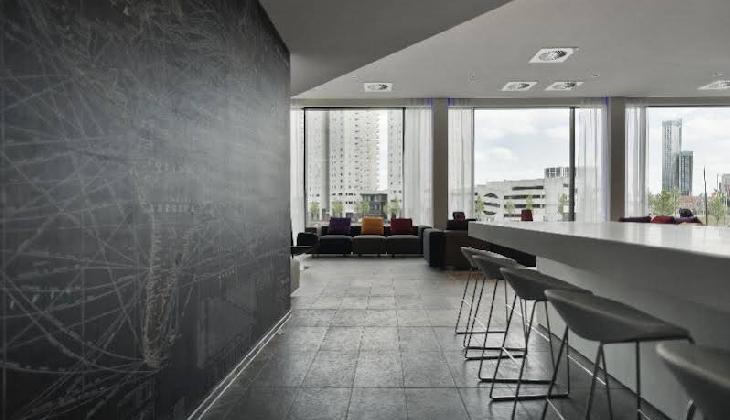 Mainport Design Hotel