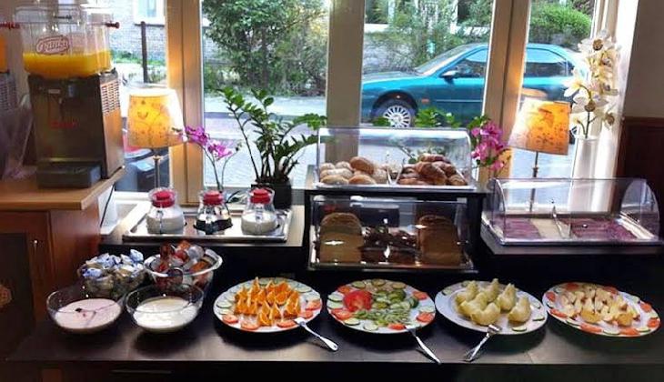 Budget Hotel Flipper