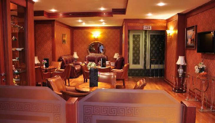 هتل نوا پلازا کریستال