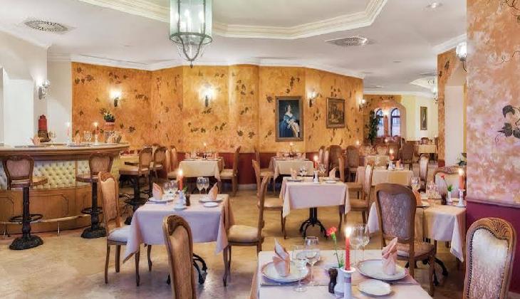 هتل واو کرملین پالاس