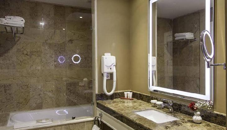 Ramada Plaza Astana Hotel