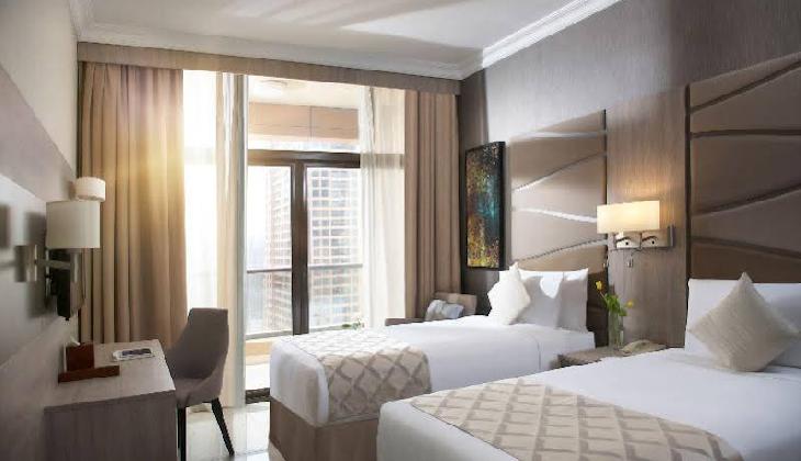 هتل تو سیزنز (گلوریا سابق)