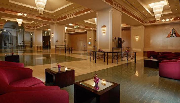 هتل کرون پلازا شیخ زاید