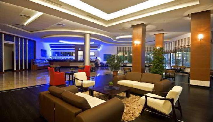 Jacaranda Beach Luxury Club