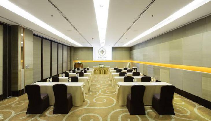 هتل ایستین ماکاسان