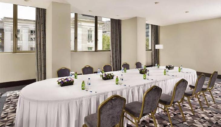 هتل متروپل پالاس 