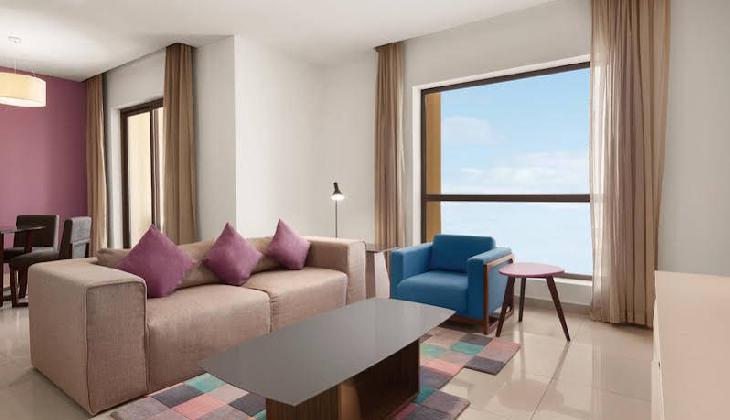 RAMADA HOTEL & SUITES BY WYNDHAM JBR