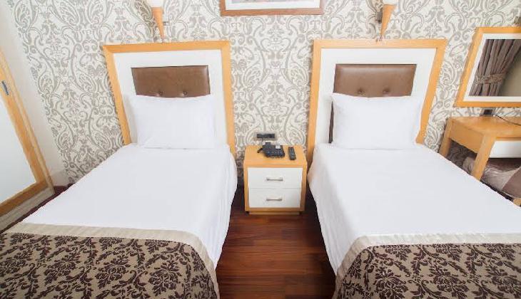 هتل نوا پلازا تکسیم اسکوئر