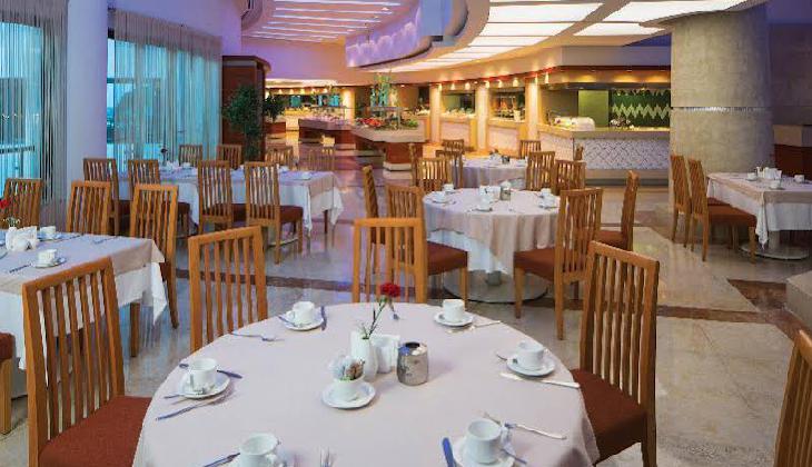 Cornelia De Luxe Resort