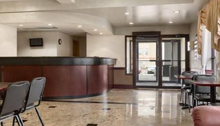 Days Inn - Toronto East Lakeview