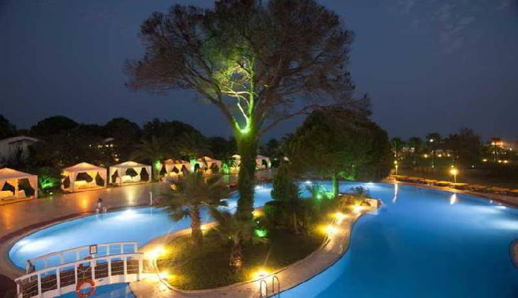 Jacaranda Beach Luxury Club