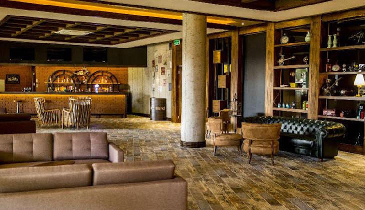 Jacaranda Beach Luxury Club