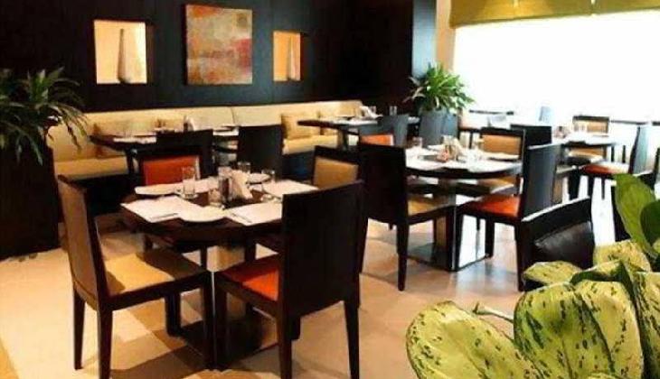 Holiday Inn Express Dubai Safa Park