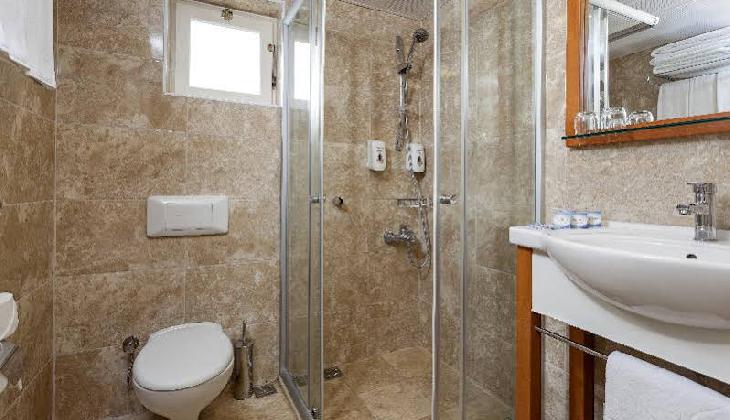 Jacaranda Beach Luxury Club