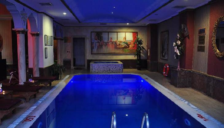 هتل نوا پلازا کریستال