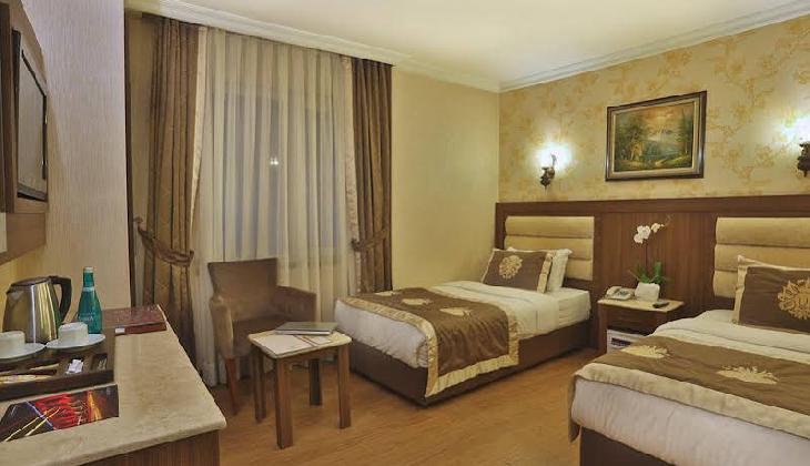 هتل گرند هیلاریوم