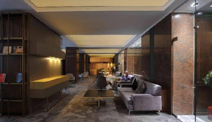 Crystal Palace Hotel