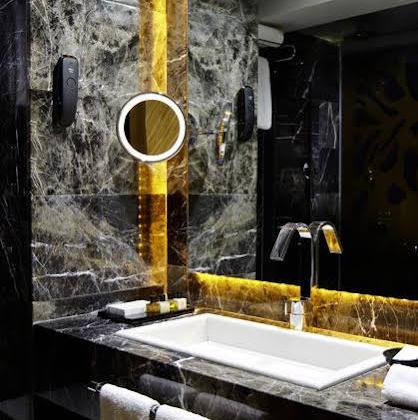 Zimmer Bosphorus Hotel