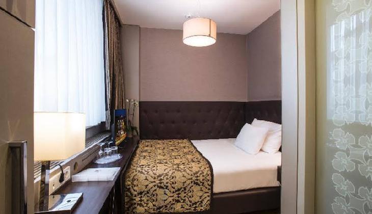 Two Hotel Berlin by Axel