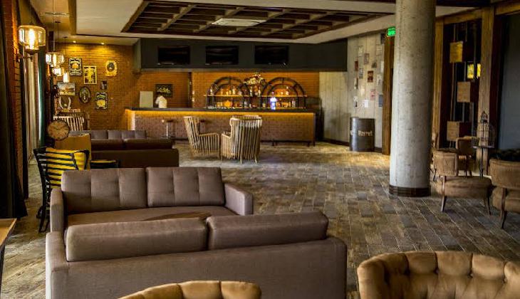 Jacaranda Beach Luxury Club