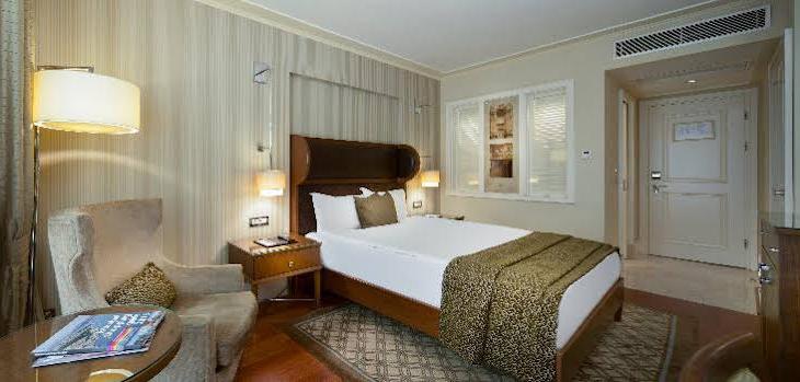 هتل تایتانیک سیتی تکسیم