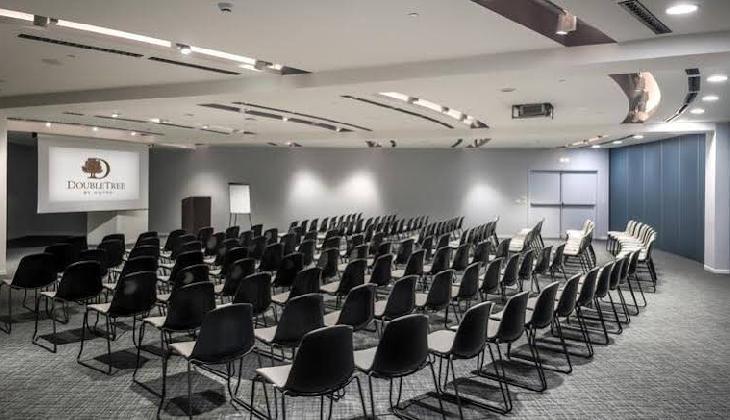 هتل دبل تری بای هیلتون