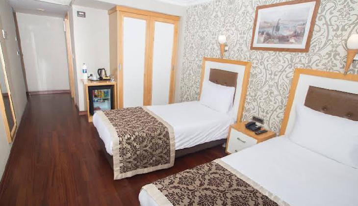 هتل نوا پلازا تکسیم اسکوئر