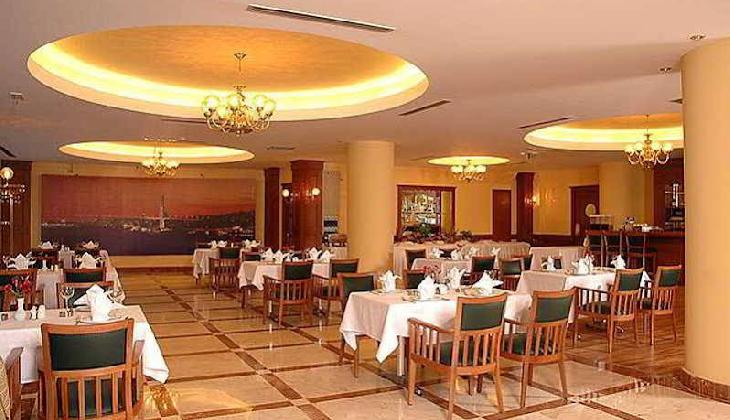 هتل مترو پارک تکسیم