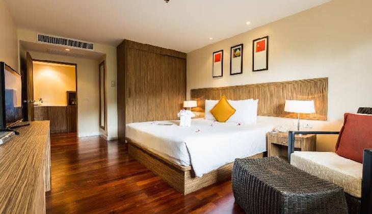 Novotel Phuket Surin Beach Resort