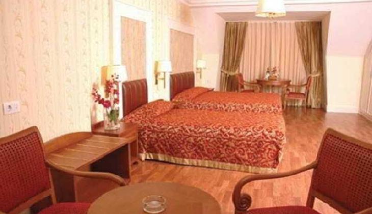 هتل مترو پارک تکسیم