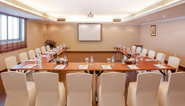 هتل فلورا گرند دیره