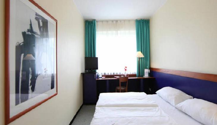 AZIMUT Hotel Berlin City South